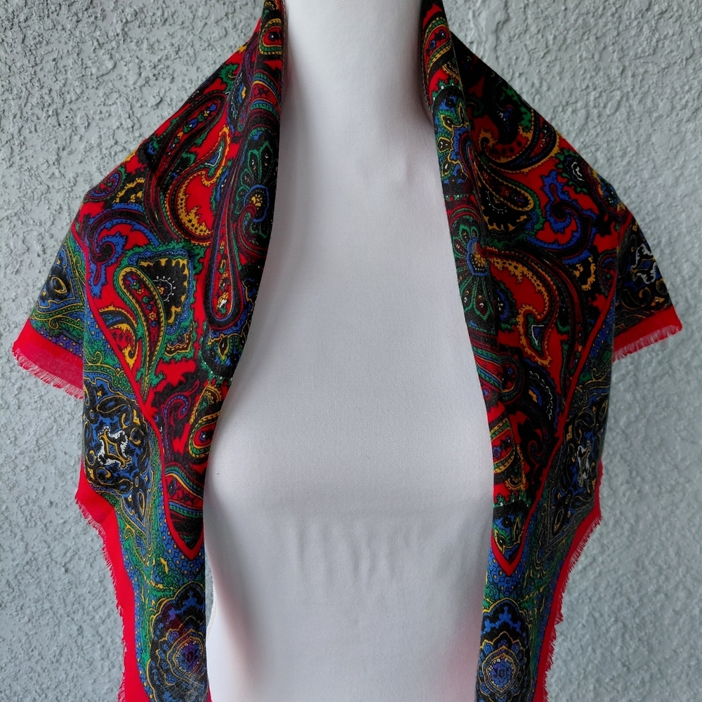Vintage Paisley Wool Scarf Red Multicolor Boho Square 30” Lightweight Fringe - Picture 3 of 5